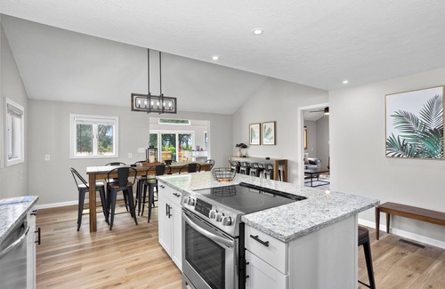 Huron House | The Grand Lodge with private pool - The Ultimate Retreat