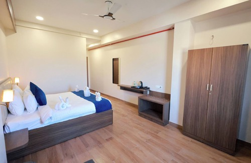 Amravati Hotel | The Grand Rudraksh
