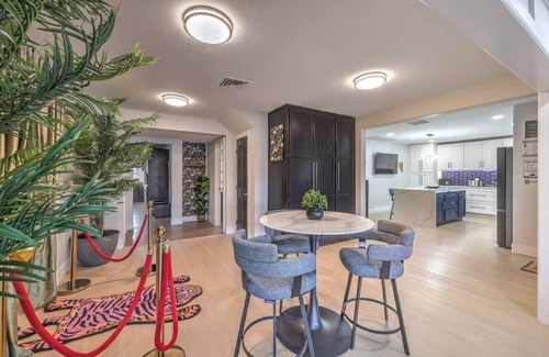 Paradise House | The Grand Speakeasy Estate – Luxe Vegas Retreat!