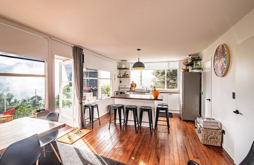 French Farm Cottage | The Grandstand - French Farm Holiday Home