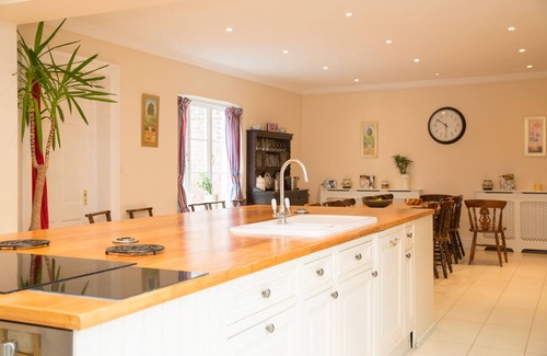 Setchey House | The Grange Manor House, Norfolk - perfect for large family gatherings.