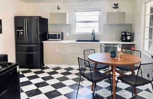 Baroda House | The Grapes are Calling - heart of SW MI