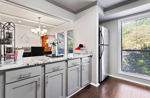Cumberland Condo | The Gray Palace Of Marietta ~ Great Location!