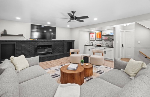 Reynoldsburg House | The Great and Grand Gathering House