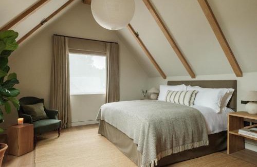 Durnford Hotel | The Great Bustard