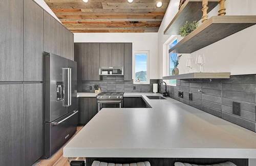 Eden House | The Great Cabin Views of Ogden Valley Ski & Golf