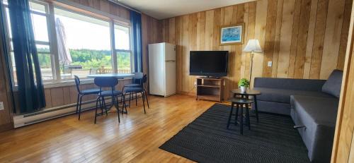 Cape Breton Island Apartment | The Great Cabot Lodge