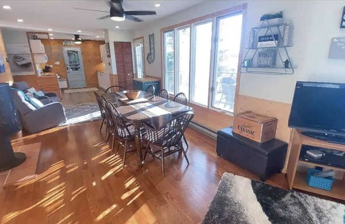 Arden Cabin | The Great Escape Cottage, views for days !