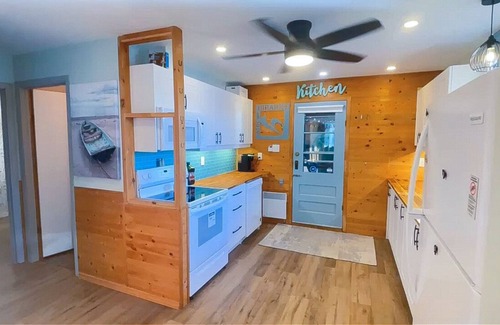 Arden Cabin | The Great Escape Cottage, views for days !