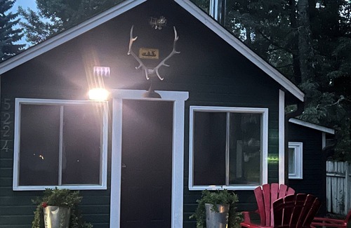 Alberta Beach Cabin | THE GREAT ESCAPE