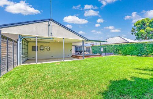 Moama House | The Great Escape - Echuca Holiday Homes