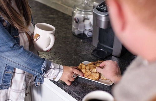 Dogwood Mountain Cabin | The Great Escape ~ Sunsets + Hot Tub Bliss
