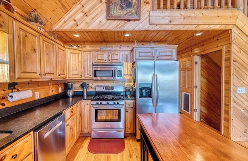 Murphy Cabin | The Great Escape Summ
