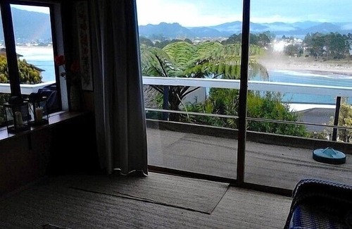 Tairua Cottage | The Great Escape - Tairua Holiday Home