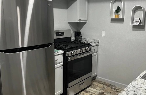 Tulsa House | The Great Experience in Tulsa with AC, WiFi & all the needed amenities.