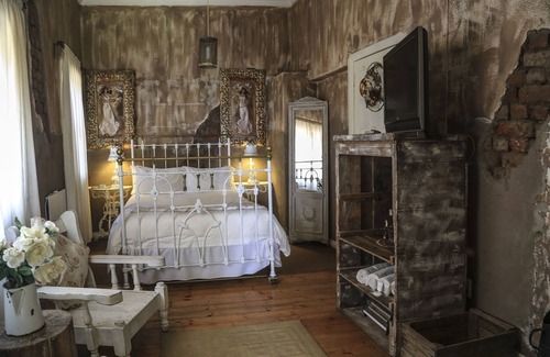 Ficksburg House | The Green Acorn Guest House