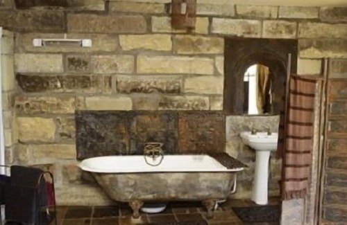 Ficksburg House | The Green Acorn Guest House