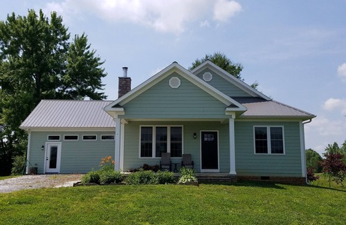 Westfield House | The Green Cabin at Luna's Trail