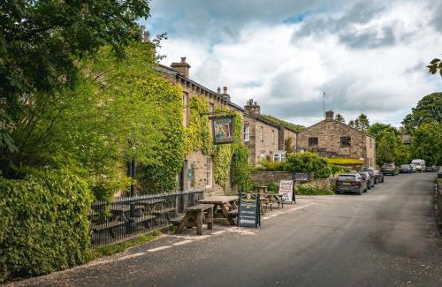 Hawes Hotel | The Green Dragon at Hardraw