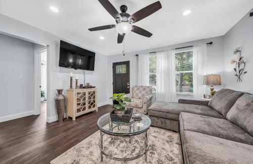 Brenham House | The Green Emerald