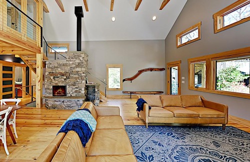 Pisgah Forest House | The Green Estate