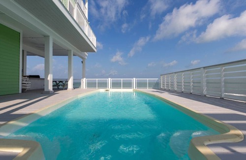 Jose's Hideaway House | The Green Flash: Gulf Front Home with Private Pool