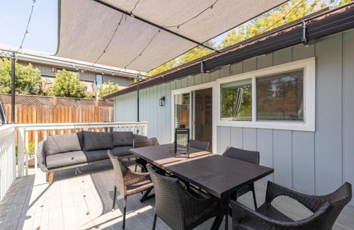 Santa Rosa House | The Green House by AvantStay Spacious Entertainers Home Close to Wineries Pool Fitness Room