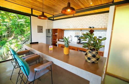 Carmen House | The Green House - Santa Teresa