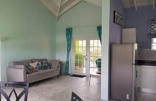 Folkestone Apartment | The Green House, west coast luxury apartment 4 minutes walk to beautiful beaches
