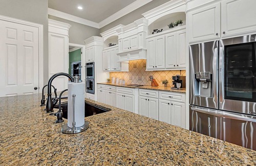 Lorena House | The Green Ranch House-Pool-Theatre-Hot Tub-Game Room