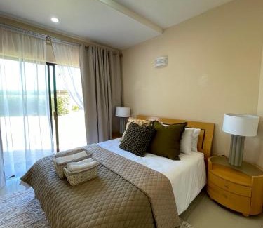 Winklespruit Apartment | The Green Roof Escape
