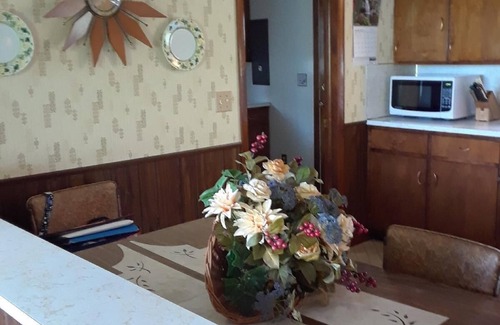Jeddo Cottage | The Greenhouse On The Lake - Private Cottage And Beach Right On Lake Huron