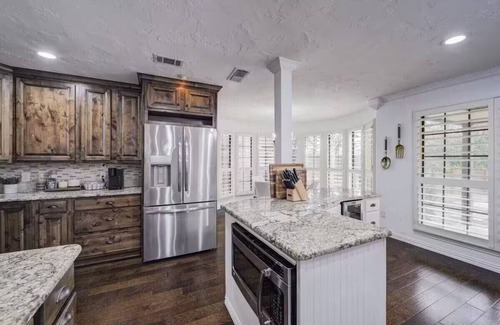 Trophy Club House | The Greens at golfside retreat