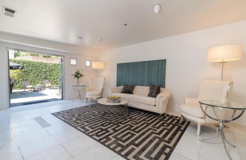 Old North Sacramento Hotel | The Greens Hotel on Del Paso