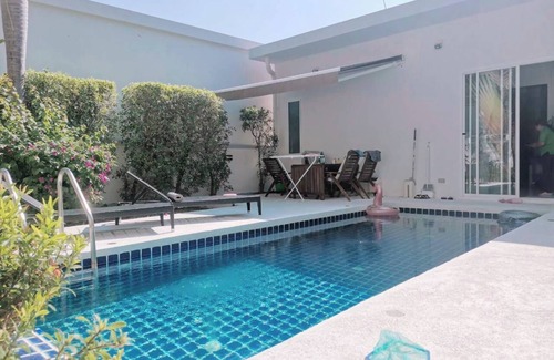 Phuket House | The Greens Phuket Villa 9