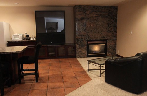 Price Hotel | The Greenwell Inn