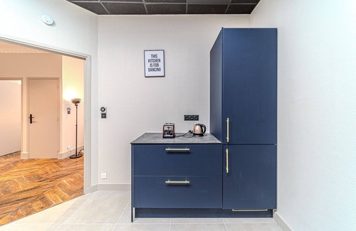 Les Cordeliers Apartment | The Grenette spacious renovated apartment 8 people Cordeliers