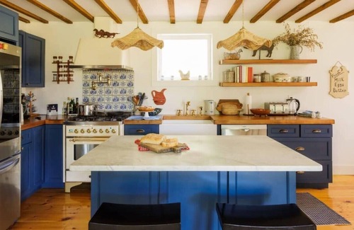 Pine Plains House | The Grey House + Loft Apt @ The Library Retreat