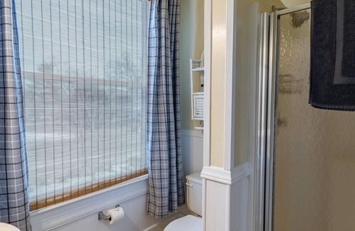 Blackstone Bed & Breakfast | The Grey Swan Inn