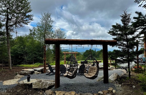 Florida Cabin | The Greylock Cabin - True Cabin in the woods on 30 acres. Pet-Friendly