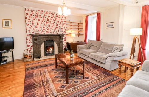 Kirkby Stephen Cottage | THE GROTTO, family friendly, with open fire in Kirkby Stephen