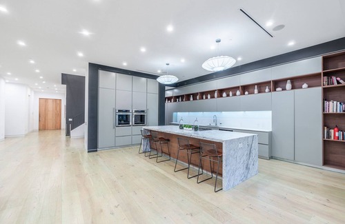 La Brea House | The Grove Villa - 5Bdr Villa!