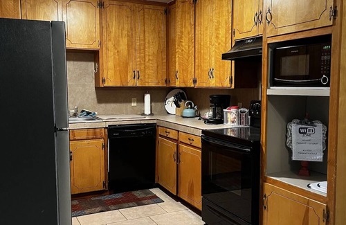 Nazareth Apartment | The Guest Cottage at the Yellow Rose Inn