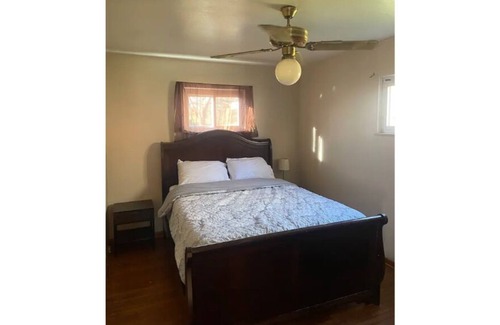Washington House | The Guest House near Racetrack Rd