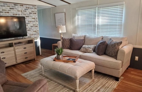 New Concord House | The Gull House - Kentucky Lake Getaway