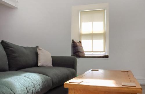 Elsdon House | The Haining