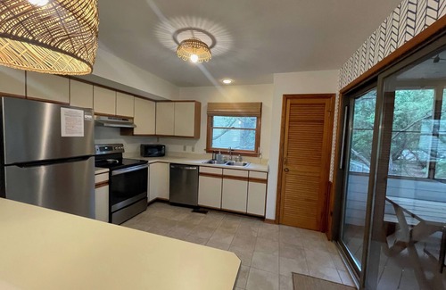 Ocean Sands Cottage | The Half Shell, Oceanside Beach Cottage, 6 min walk to beach