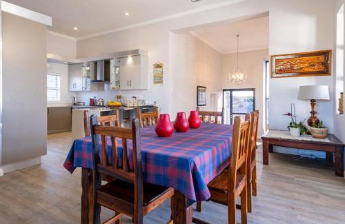 George House | The Halfway House @ Kingswood Golf Estate