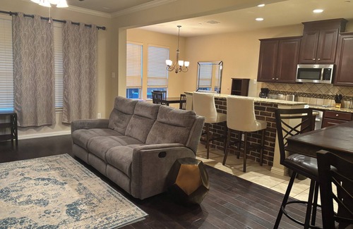 Lewisville House | The Hamilton Haven