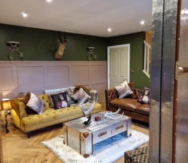 Knott End-on-Sea House | The Hamilton luxury holiday let's- The Coach House with hot tub